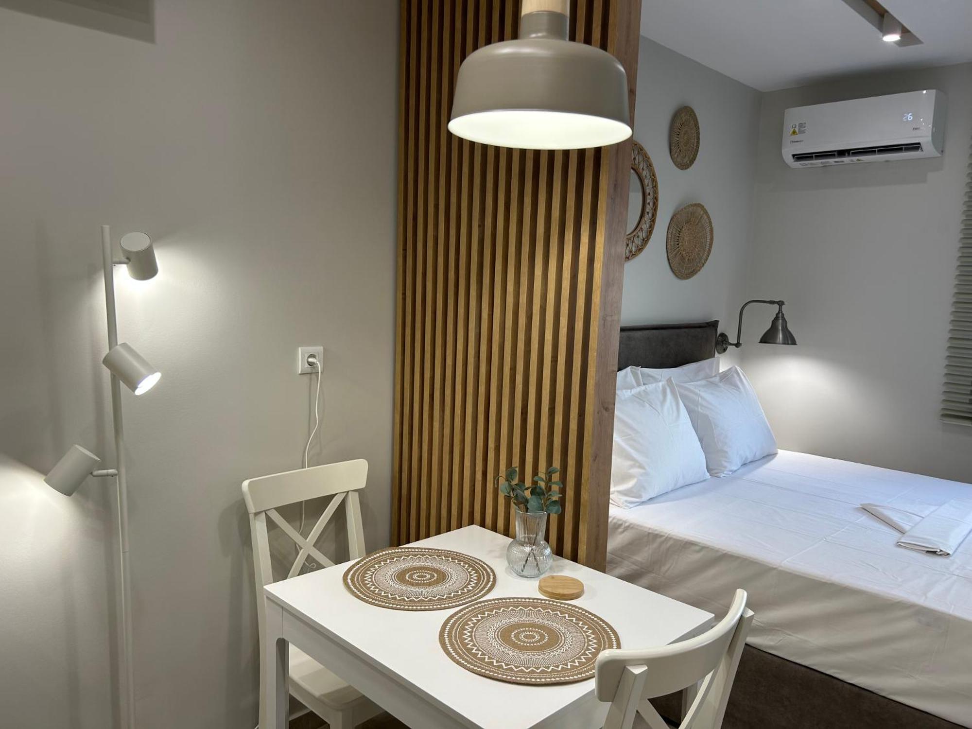 Armonia Small Luxury Apartments Ierápetra Zimmer foto